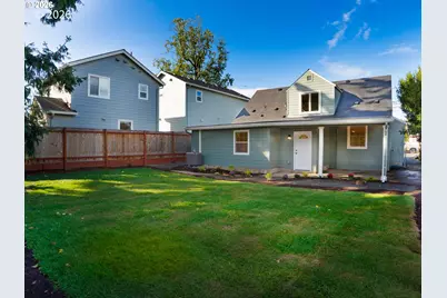 7020 SE Clatsop St, Portland, OR 97206 - Photo 34