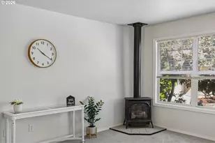 5906 NE 35th Cir, Vancouver, WA 98661 - Photo 2