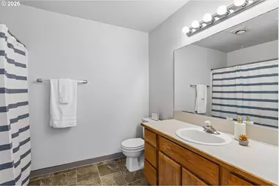 5906 NE 35th Cir, Vancouver, WA 98661 - Photo 26