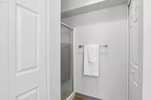5906 NE 35th Cir, Vancouver, WA 98661 - Photo 22