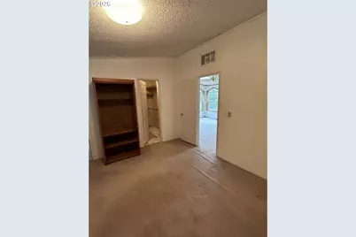 8555 SE Mayberry Ln, Boring, OR 97009 - Photo 10