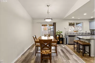 2985 Oxford St, Woodburn, OR 97071 - Photo 8