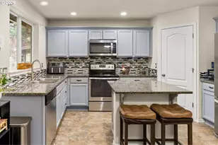 2985 Oxford St, Woodburn, OR 97071 - Photo 12