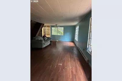 9247 Highway 126, Mapleton, OR 97453 - Photo 8