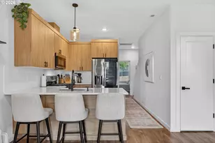 1307 SW Carson St, Portland, OR 97219 - Photo 14