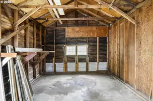 965 NE D St, Salem, OR 97301 - Photo 48