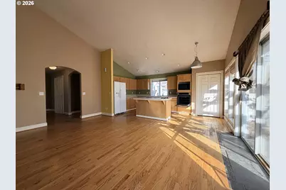 186 NE 11th Pl, Hermiston, OR 97838 - Photo 10