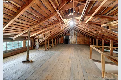 5813 N Williams Ave, Portland, OR 97217 - Photo 28