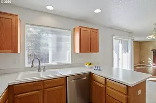 1427 NE 84th Way, Hillsboro, OR 97006 - Photo 8