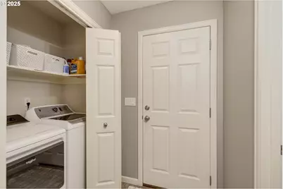 400 SW 14th Ct, Canby, OR 97013 - Photo 22