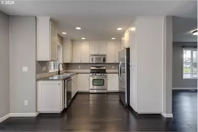 400 SW 14th Ct, Canby, OR 97013 - Photo 18