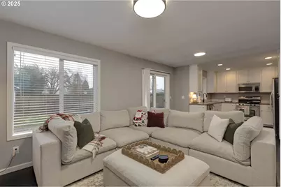 400 SW 14th Ct, Canby, OR 97013 - Photo 6