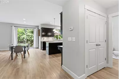 14674 SW Mulberry Dr, Portland, OR 97224 - Photo 8