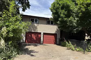 1169 29th Pl NW, Salem, OR 97304 - Photo 2