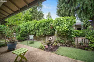 903 NE 3rd Ave, Hillsboro, OR 97124 - Photo 26