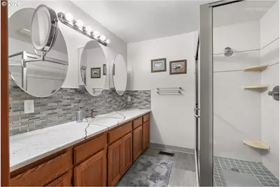 903 NE 3rd Ave, Hillsboro, OR 97124 - Photo 20
