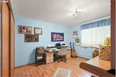 903 NE 3rd Ave, Hillsboro, OR 97124 - Photo 22