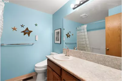 903 NE 3rd Ave, Hillsboro, OR 97124 - Photo 24