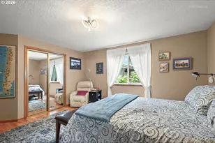 903 NE 3rd Ave, Hillsboro, OR 97124 - Photo 18