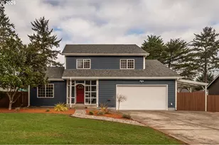 1057 4th St SE, Bandon, OR 97411 - Photo 2