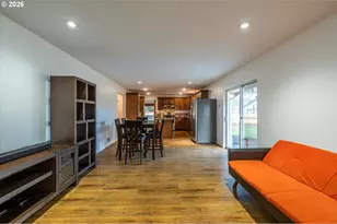 1057 4th St SE, Bandon, OR 97411 - Photo 20