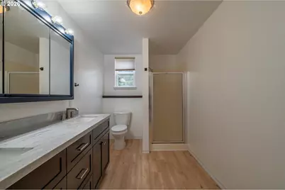 1057 4th St SE, Bandon, OR 97411 - Photo 28