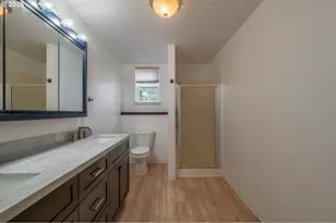 1057 4th St SE, Bandon, OR 97411 - Photo 28