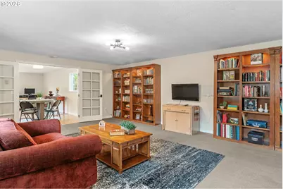 13520 SW Devonshire Dr, Beaverton, OR 97005 - Photo 16