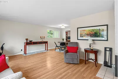 13520 SW Devonshire Dr, Beaverton, OR 97005 - Photo 4