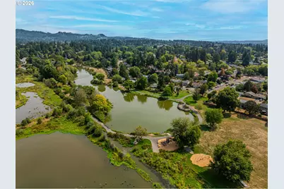 13520 SW Devonshire Dr, Beaverton, OR 97005 - Photo 42