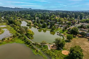 13520 SW Devonshire Dr, Beaverton, OR 97005 - Photo 42