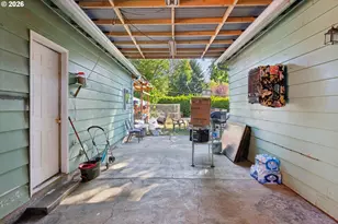 70 SW Williams Dr, Beaverton, OR 97005 - Photo 14