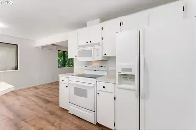 7146 SW Murray Blvd #207, Beaverton, OR 97008 - Photo 8