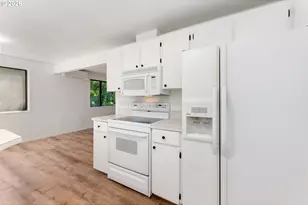 7146 SW Murray Blvd, Beaverton, OR 97008 - Photo 8