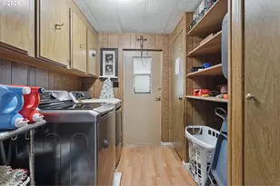 21100 NE Sandy Blvd, Fairview, OR 97024 - Photo 8