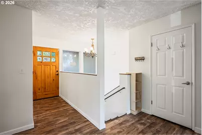 2441 W Lynnwood Dr, Longview, WA 98632 - Photo 4