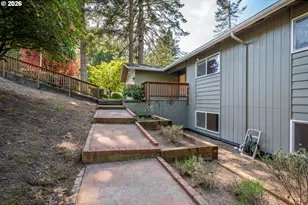 2441 W Lynnwood Dr, Longview, WA 98632 - Photo 2