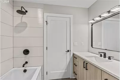 243 NE Hemmingway Dr, Stevenson, WA 98648 - Photo 40