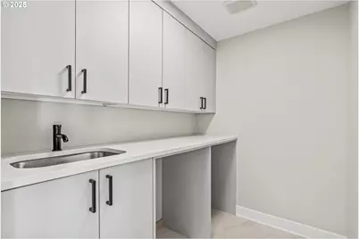 243 NE Hemmingway Dr, Stevenson, WA 98648 - Photo 18