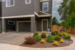 17237 SW Mina Ln, Beaverton, OR 97003 - Photo 2