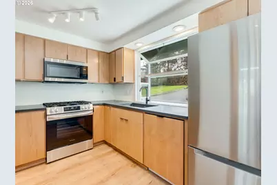 11990 SW Corby Dr #2, Portland, OR 97225 - Photo 4
