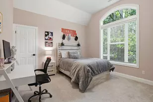 9045 NW Murdock St, Portland, OR 97229 - Photo 24