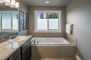 115 NE Megan Dr, Estacada, OR 97023 - Photo 22