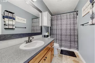 20520 NE Shore View Dr, Fairview, OR 97024 - Photo 22
