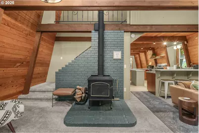 21760 E Tree Swallow Ln, Mount Hood Village, OR 97049 - Photo 8