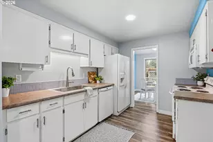 20464 SW Rosa Dr, Beaverton, OR 97078 - Photo 10