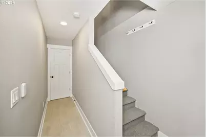 9156 N Pier Park Pl, Portland, OR 97203 - Photo 34