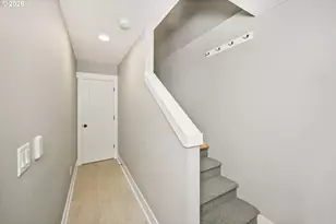 9156 N Pier Park Pl, Portland, OR 97203 - Photo 34