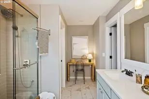 9156 N Pier Park Pl, Portland, OR 97203 - Photo 28