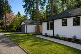 9604 SE Stanley Ave, Milwaukie, OR 97222 - Photo 2